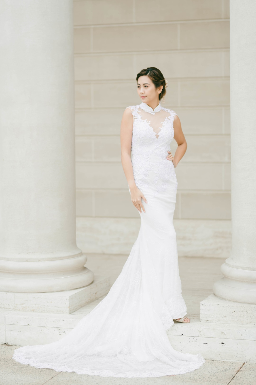 Discover the Beauty of Chinese Collar Wedding Dresses for Your Special Day