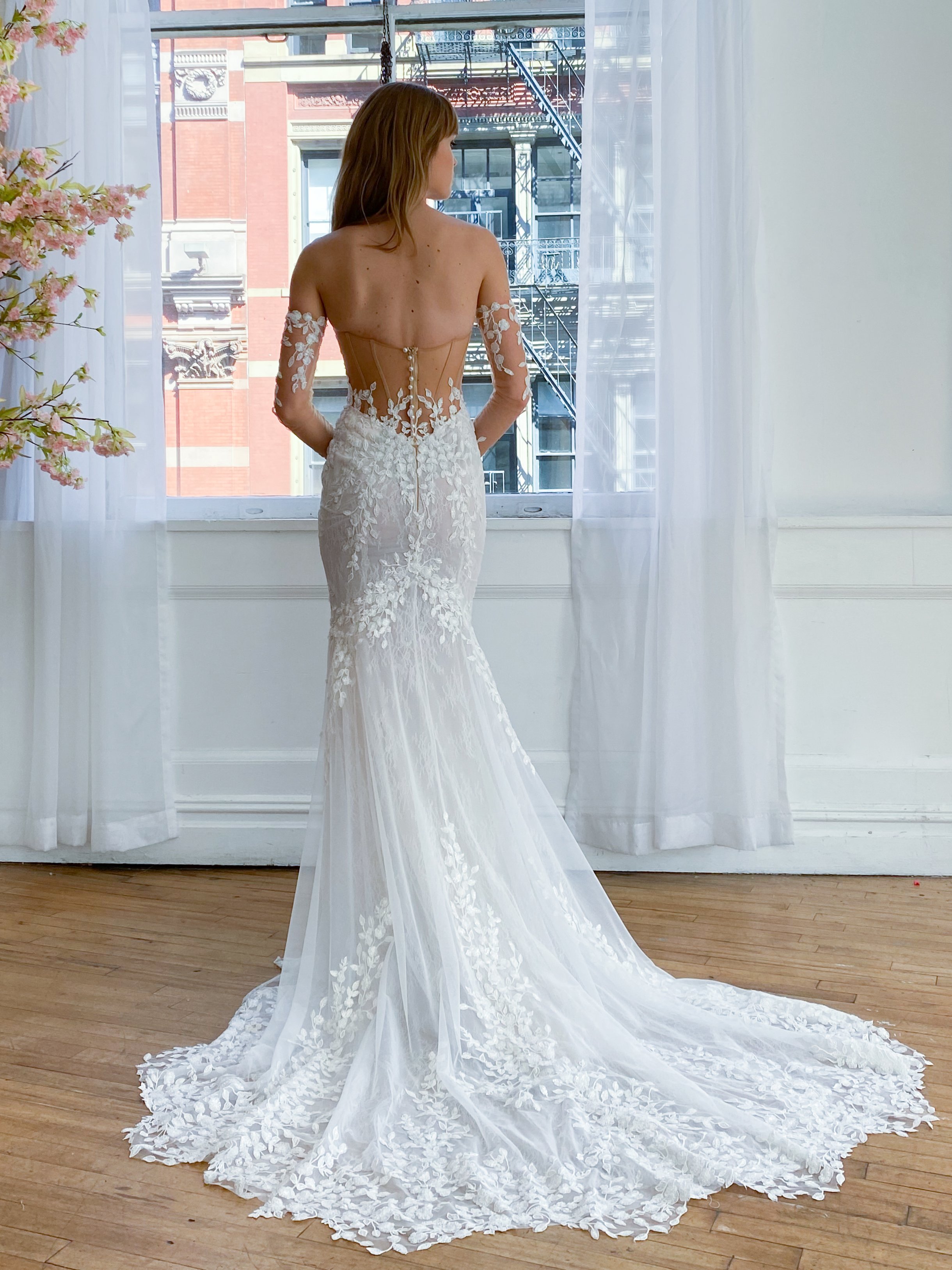 Shop the Best Delicate Wedding Gowns for Your Dream Wedding