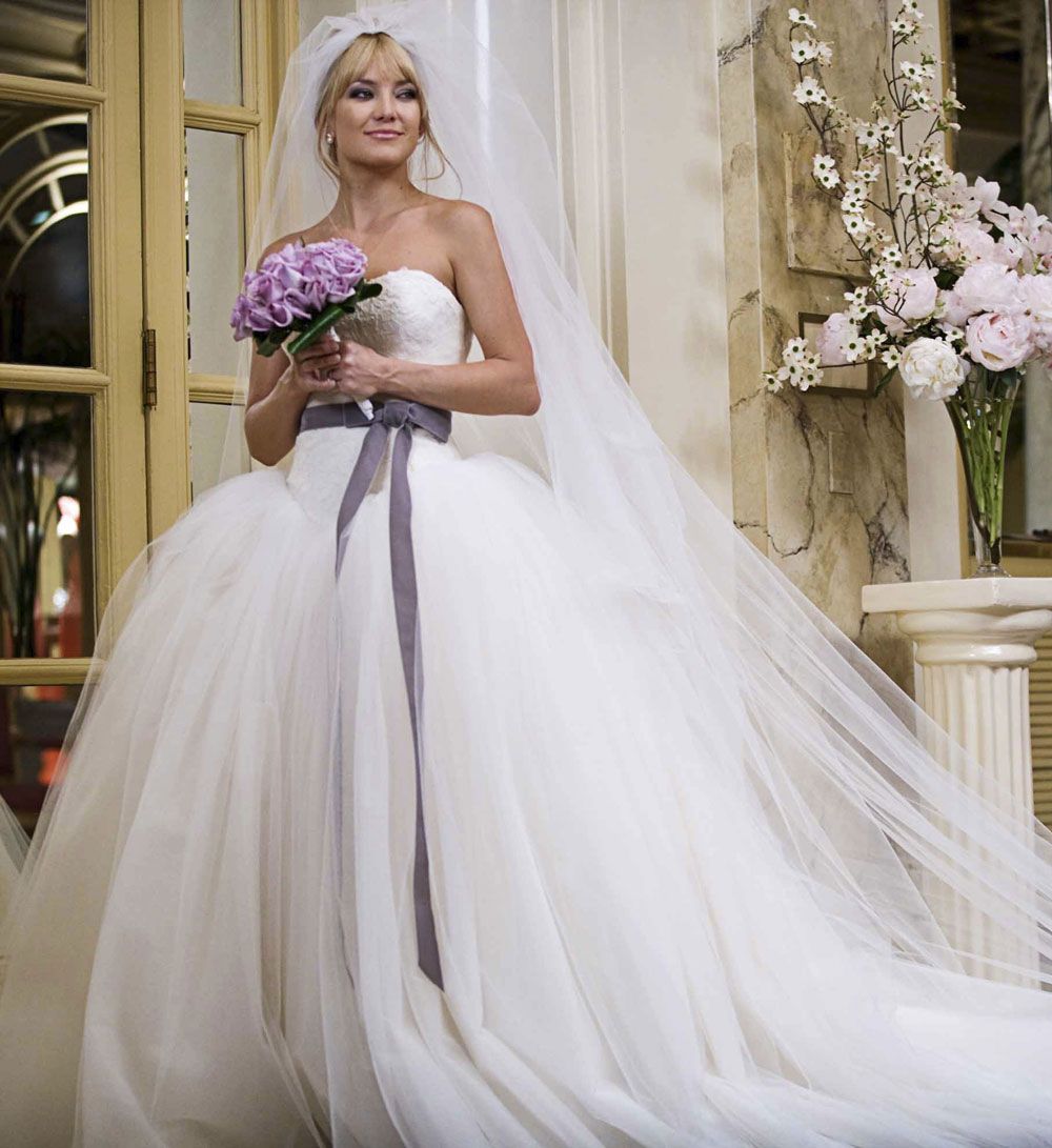 Discover Kate Hudson's Stunning Bride Wars Wedding Dress – A Vera Wang Classic