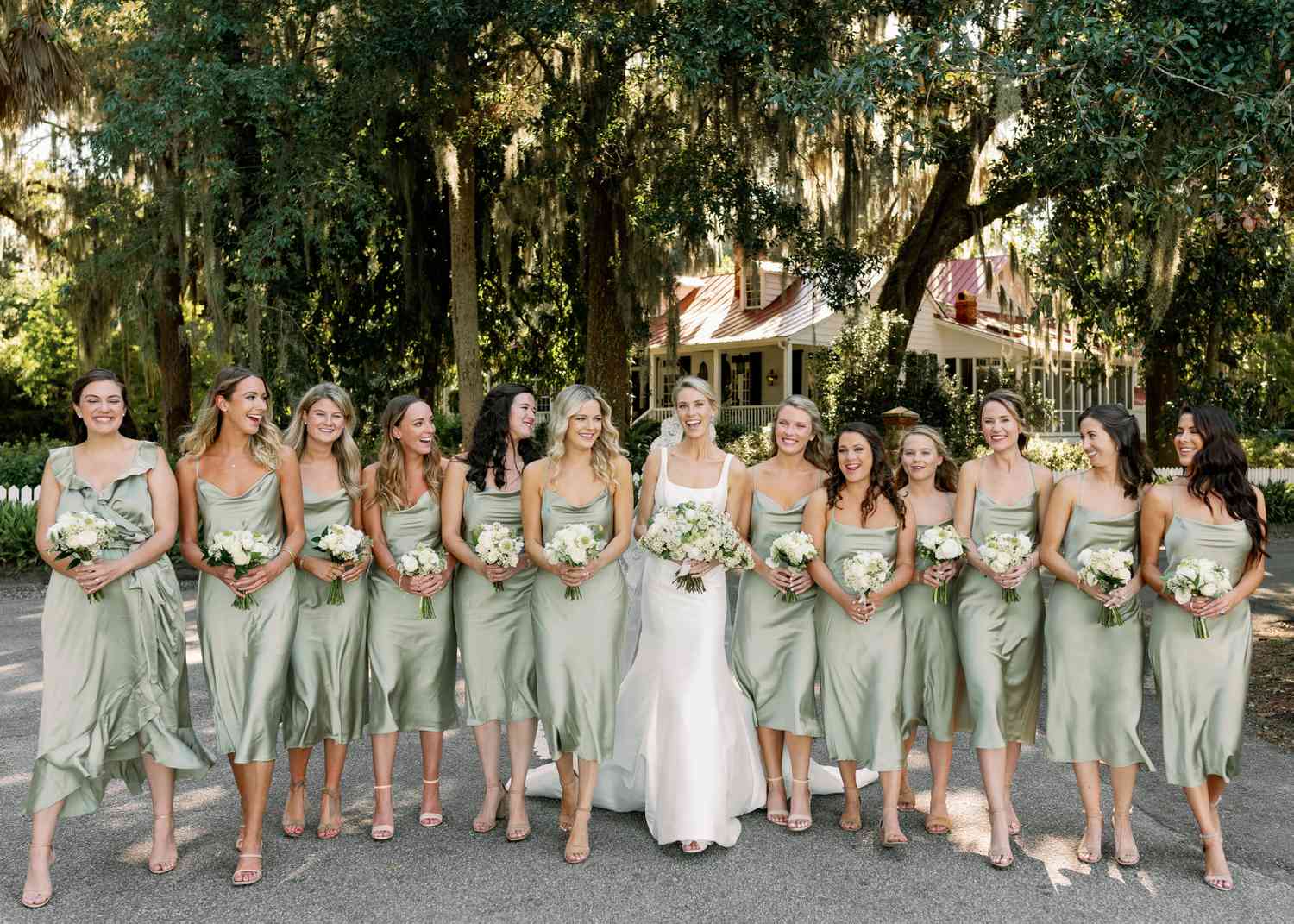 10 Inspiring Non-Traditional Bridesmaid Outfits for a Modern Wedding