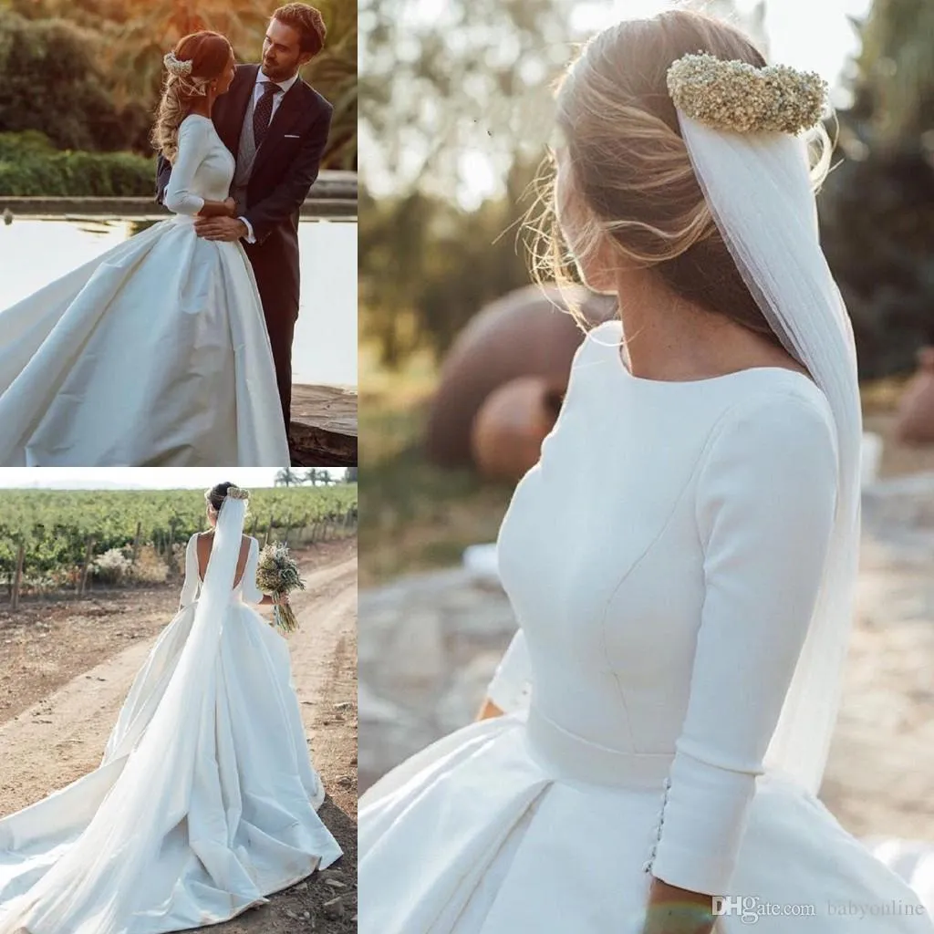 Elegant Wedding Gown 3/4 Sleeve for a Classic Look