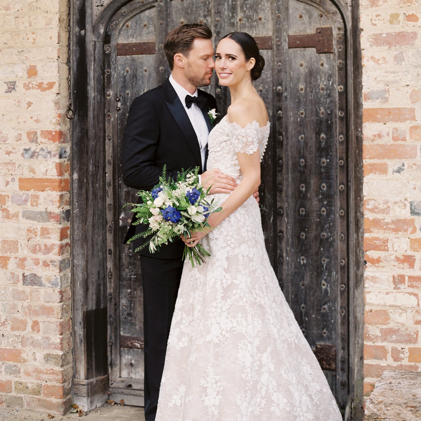 Drop Shoulder Wedding Gown: Tips for Choosing One