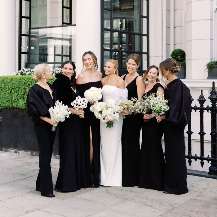 Save Money: How to Rent Bridesmaid Dresses Instead of Buying