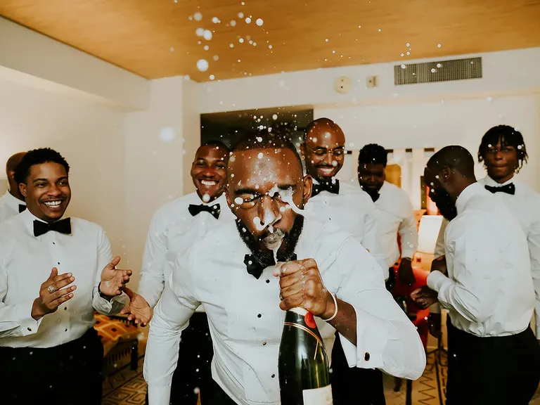 Awesome Groomsmen Wedding Photos | Tips for Epic Shots with the Guys