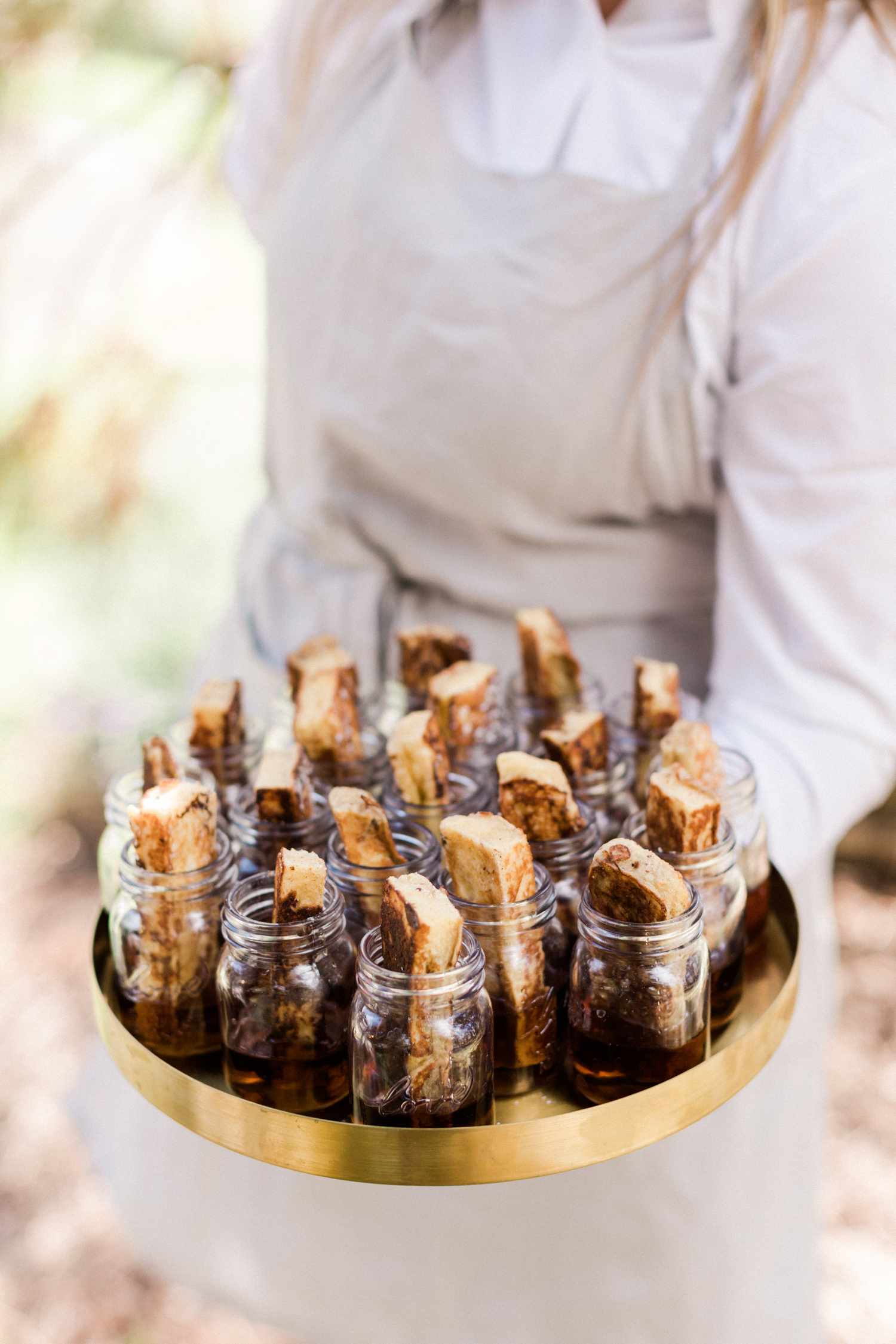 Food to Serve Bridesmaids While Getting Ready That Wont Make a Mess