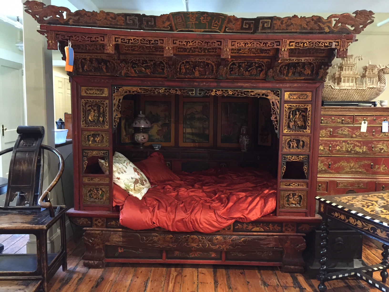 Chinese wedding bed history: Discover the traditional customs and stories behind it