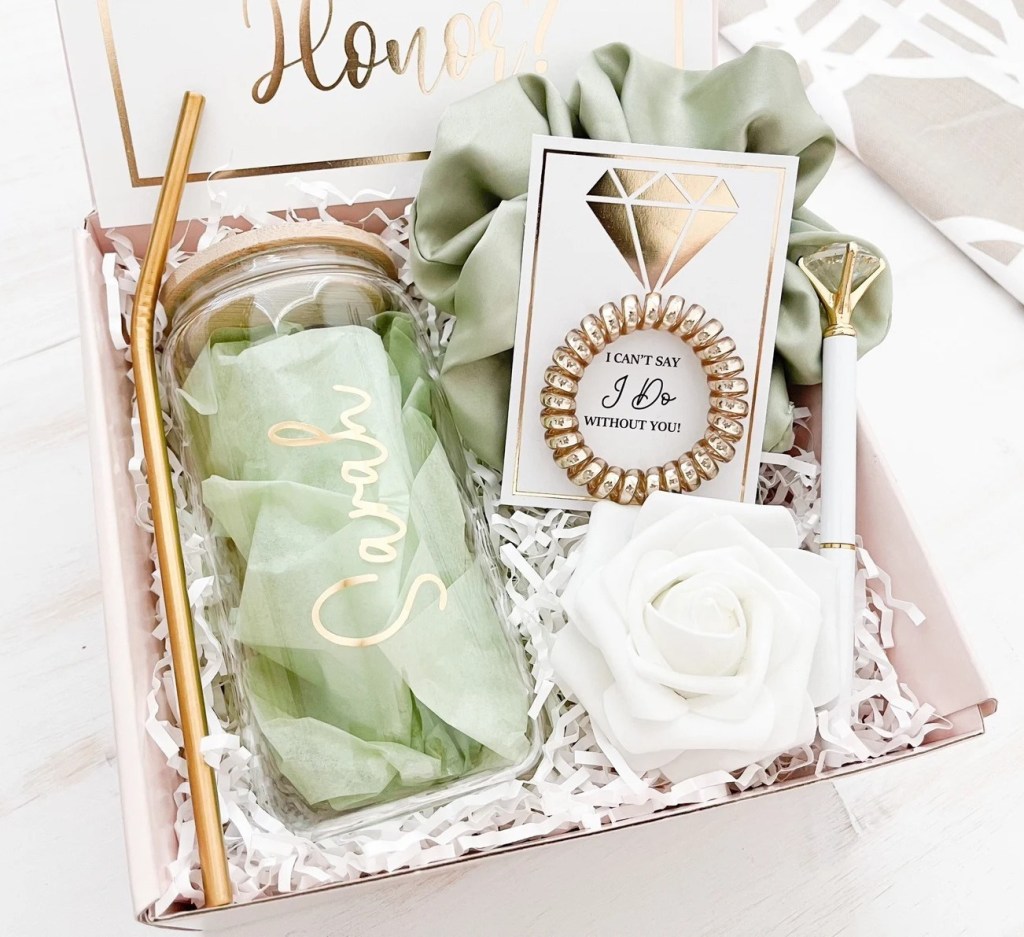 Bridesmaid Gift Ideas for Bride: Thoughtful Presents for Her Wedding Day