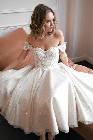 3/4 Length Wedding Dresses: Perfect for Your Big Day?