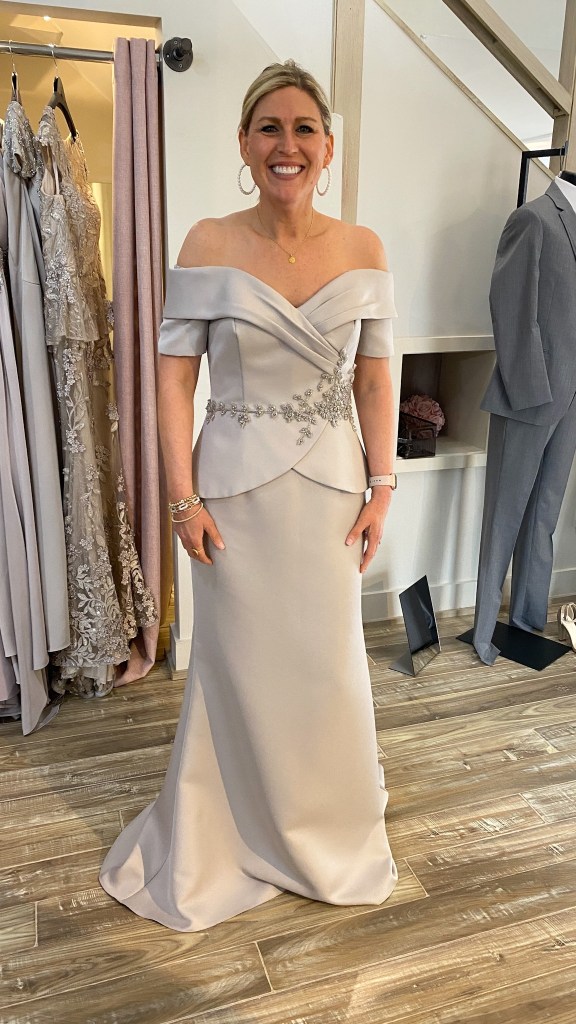 Help! Where to shop for mother of the bride dresses and look great