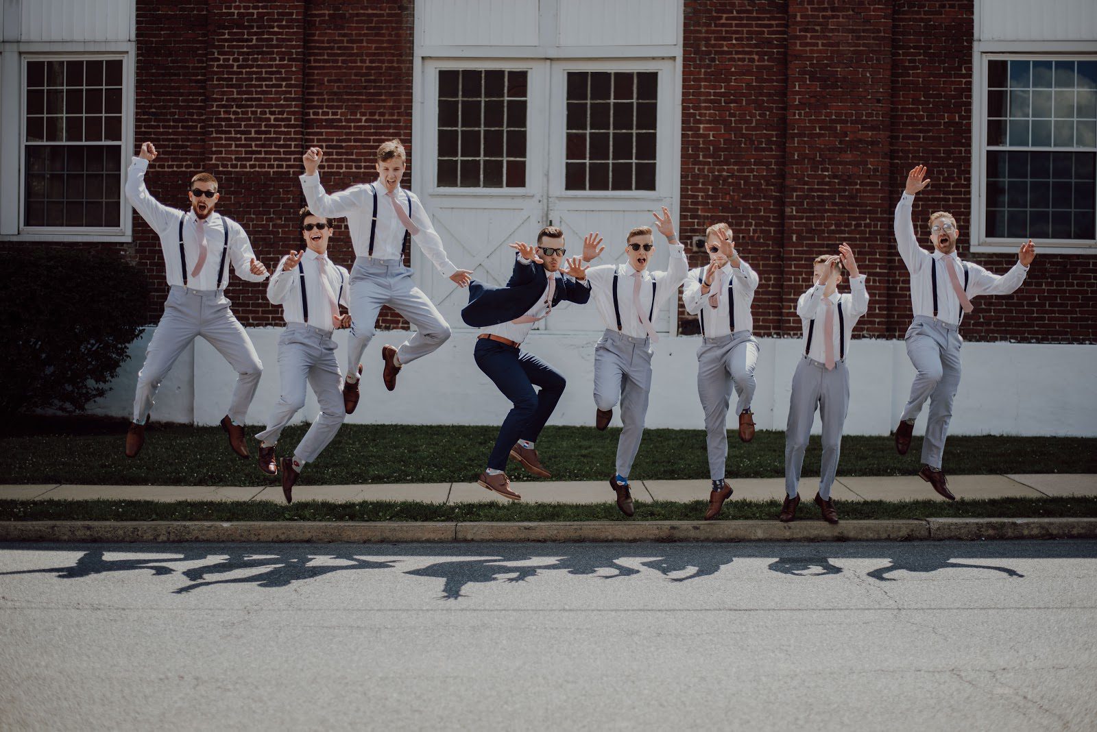 Splitting the Bill: Groomsmen Tux Rental Who Pays Decided