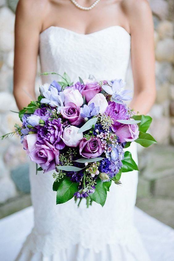 Purple Bouquet For Bride Guide: Tips for a Stunning Look!