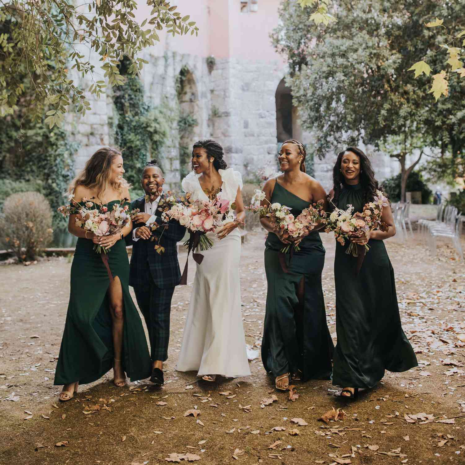 Stunning Autumn Bridesmaids Styles for Your Big Day