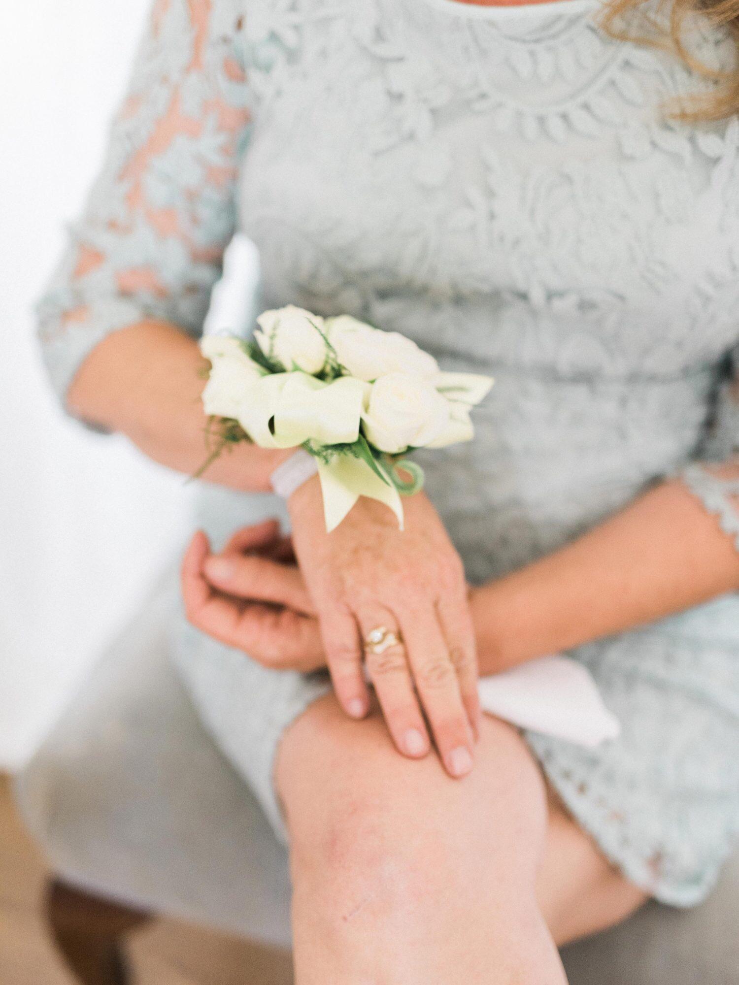 Wedding wrist corsage vs. other flowers: which one is right for you and your wedding?