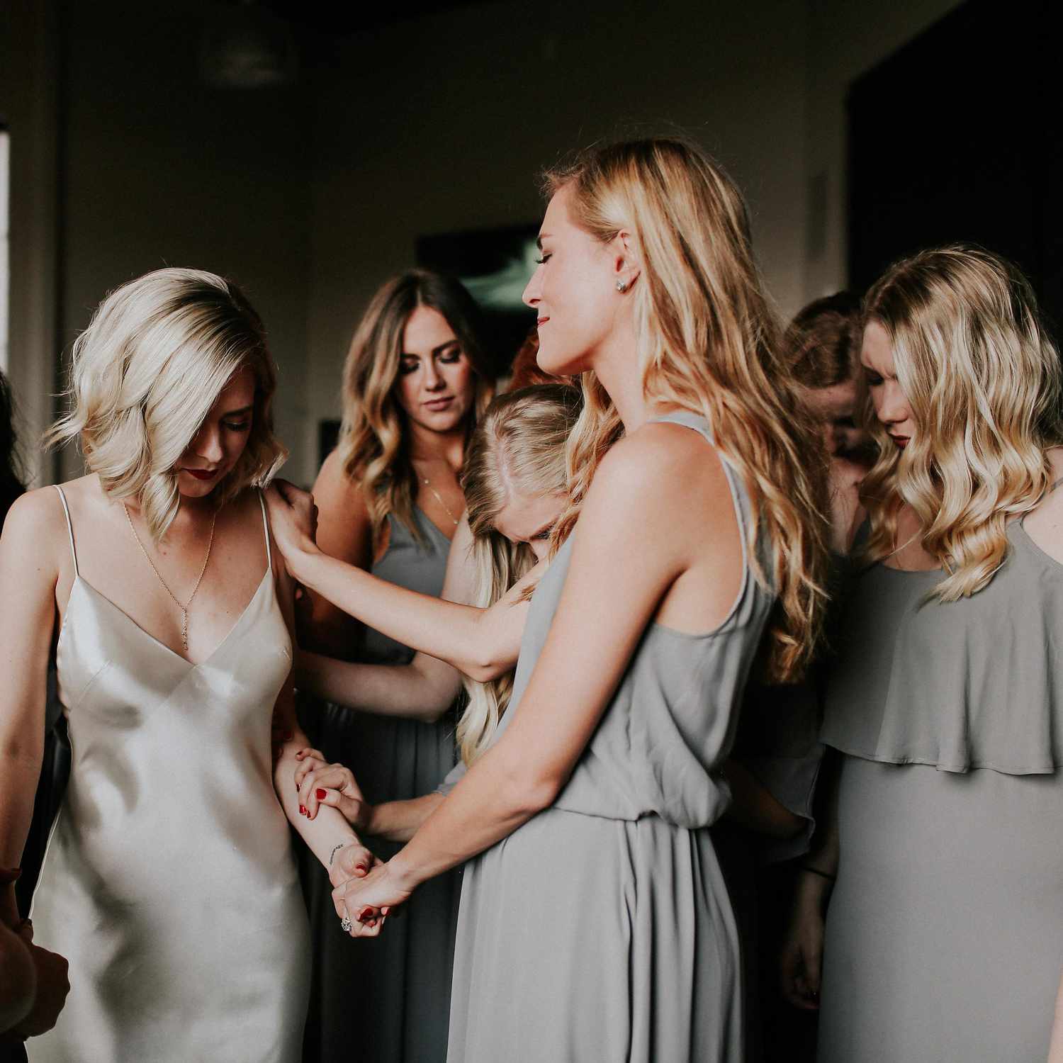 Grey Bridesmaids Dresses: Find the Perfect Shades for Your Big Day!