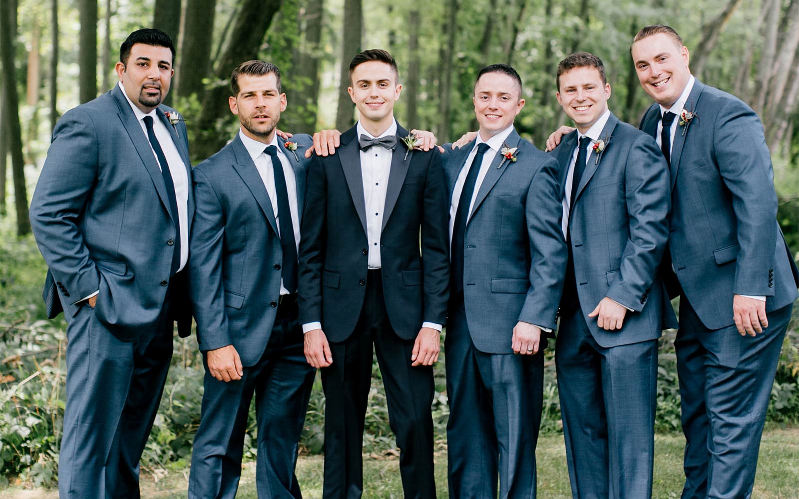 Summer Wedding Groomsmen Suits: A Simple Guide for a Stylish Look!