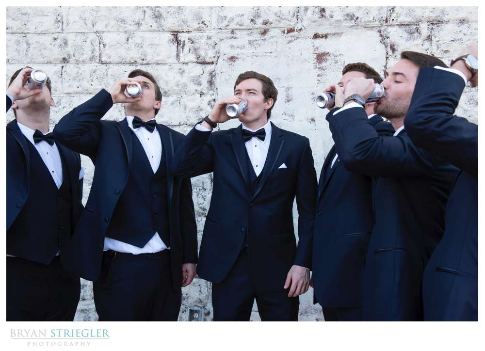 Awesome Groomsmen Quotes: Tips to Help You Write a Killer Toast!