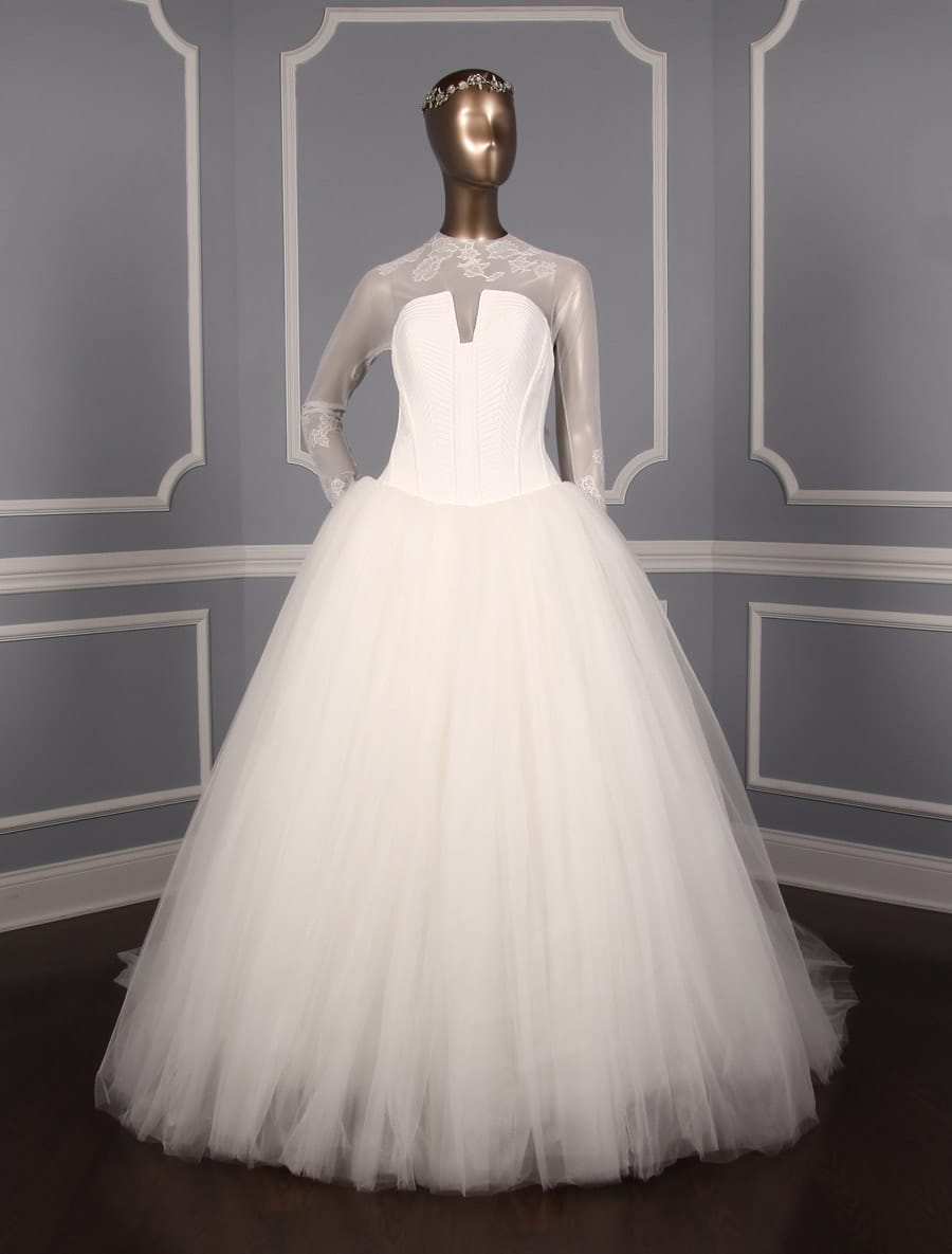 Vera Wang Plus Size Wedding Gowns: Find Your Dream Dress Here!