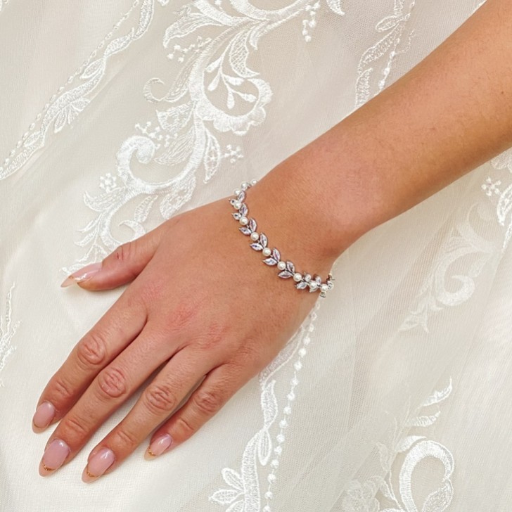 Find the Best Wedding Bracelet for Bride and Groom here!