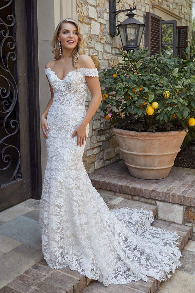 Fitted Off The Shoulder Wedding Dress Ideas: Find Your Dream Dress For The Perfect Look!