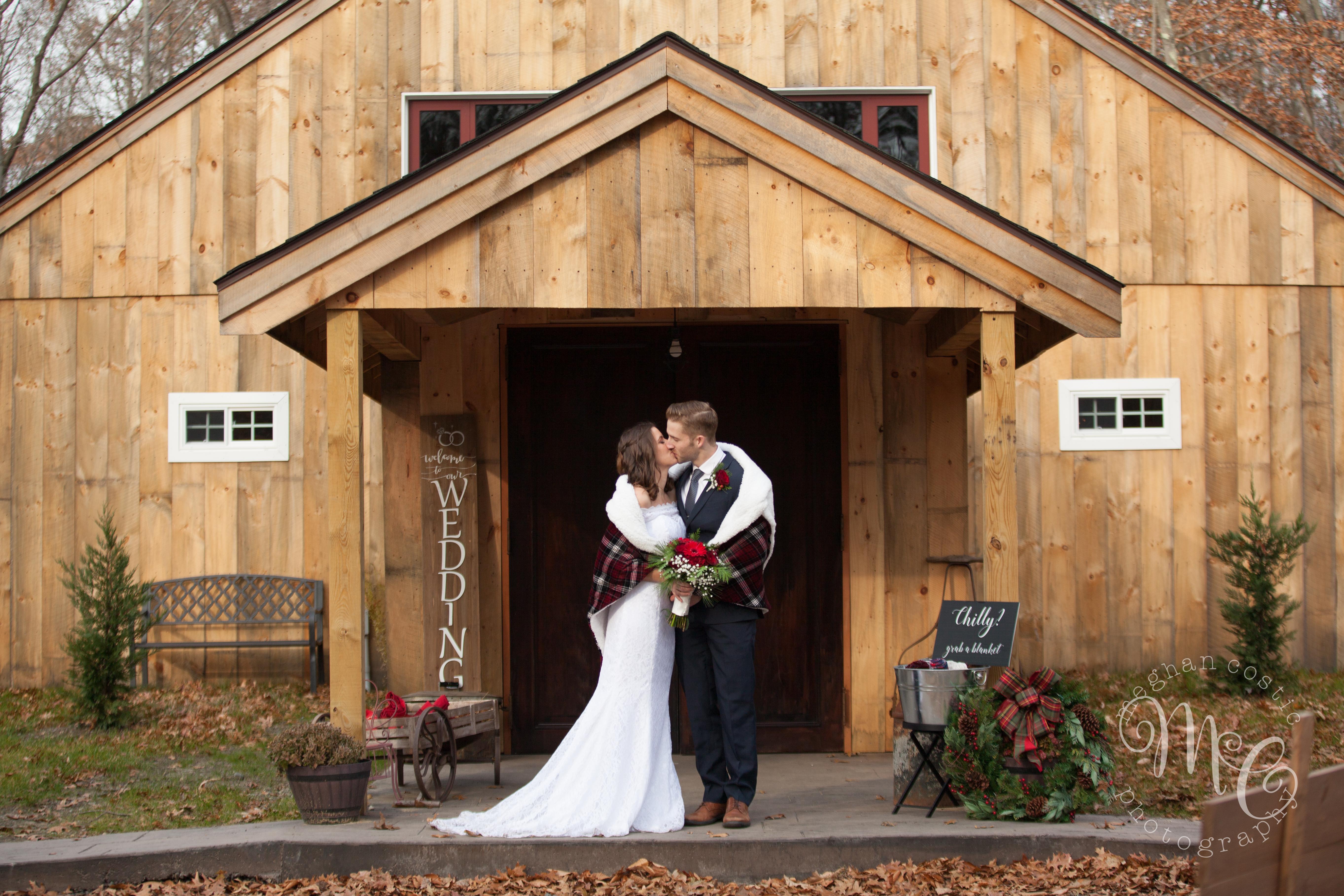 Planning a Five Bridge Inn Wedding? Cost Estimates and Tips for a Memorable Celebration