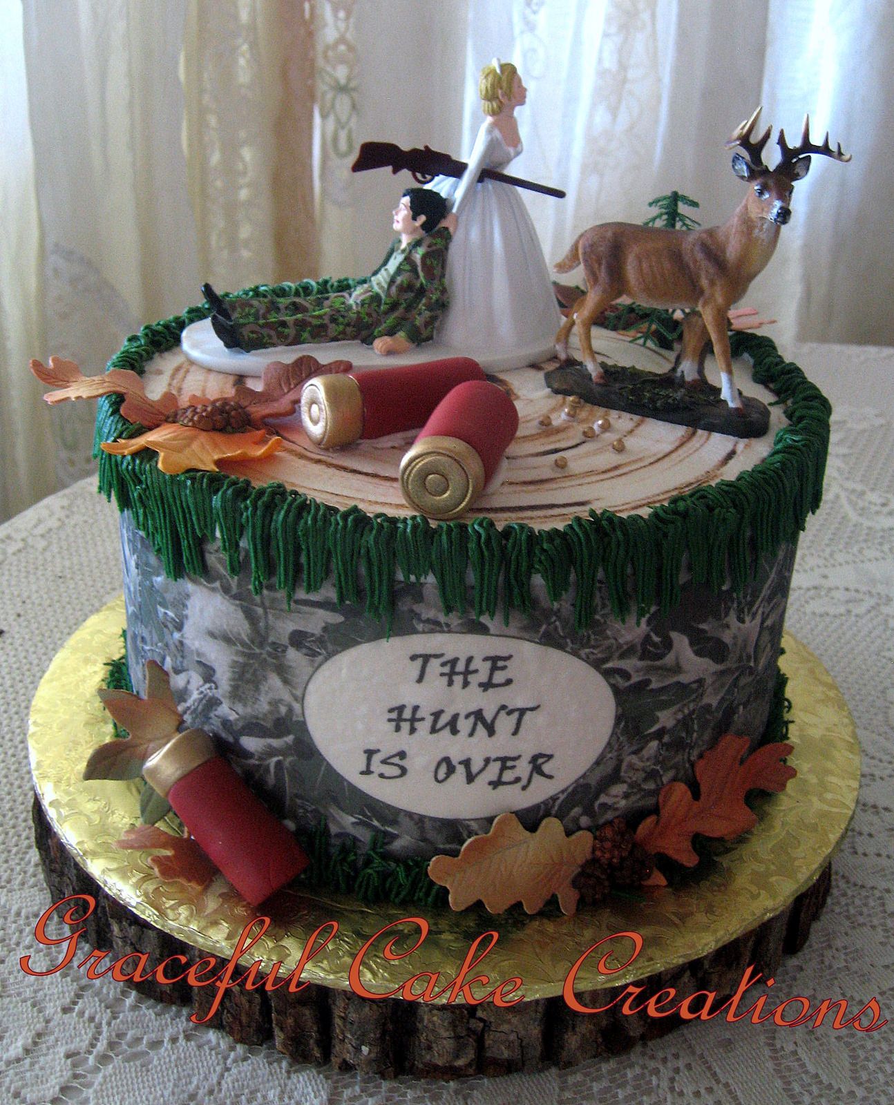 Hunting Grooms Cake Ideas: Cool Designs For Your Wedding