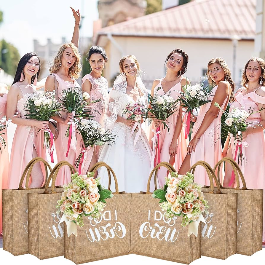 Bridesmaid Handbag Trends: Stylish and Practical Options for the Bridal Party!